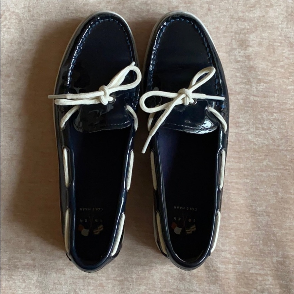 COLE HAAN boat shoes